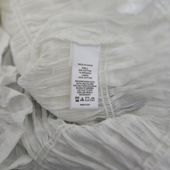 1 State White Smocked Puff Sleeve Crop Top, Size Large - Picture 8 of 8